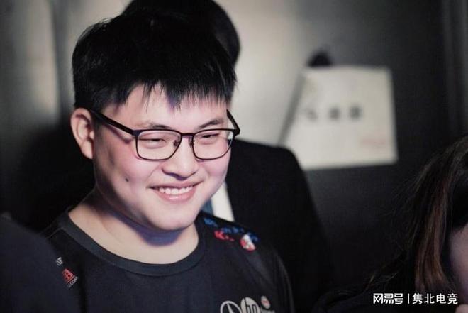 也展示了体 也展示了体