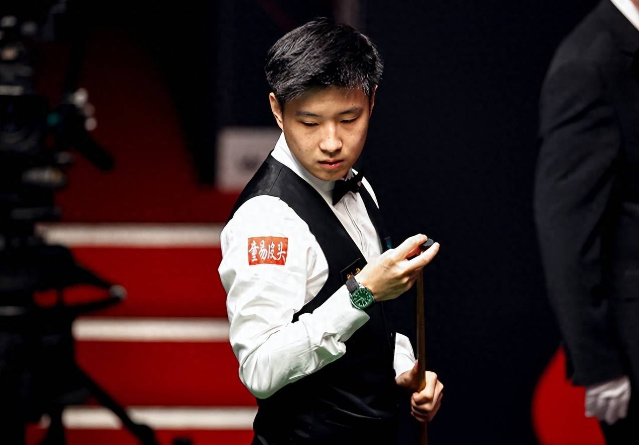 位足坛巨星 位足坛巨星